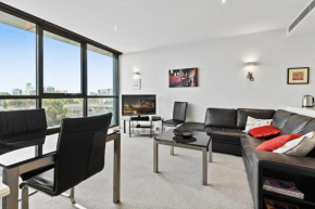 Beautiful 1-Bed Unit in The Heart of Melbourne